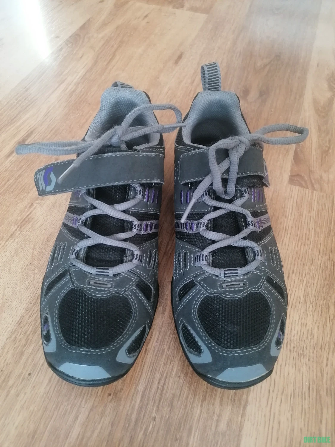 3. Pantofi ciclism Scott Sticki SPD.