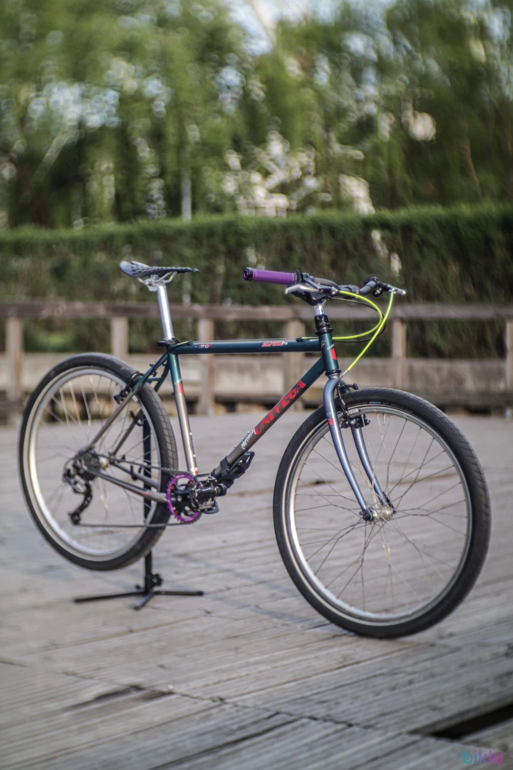 1. Bicicletă retro mtb Univega Alpina Pro