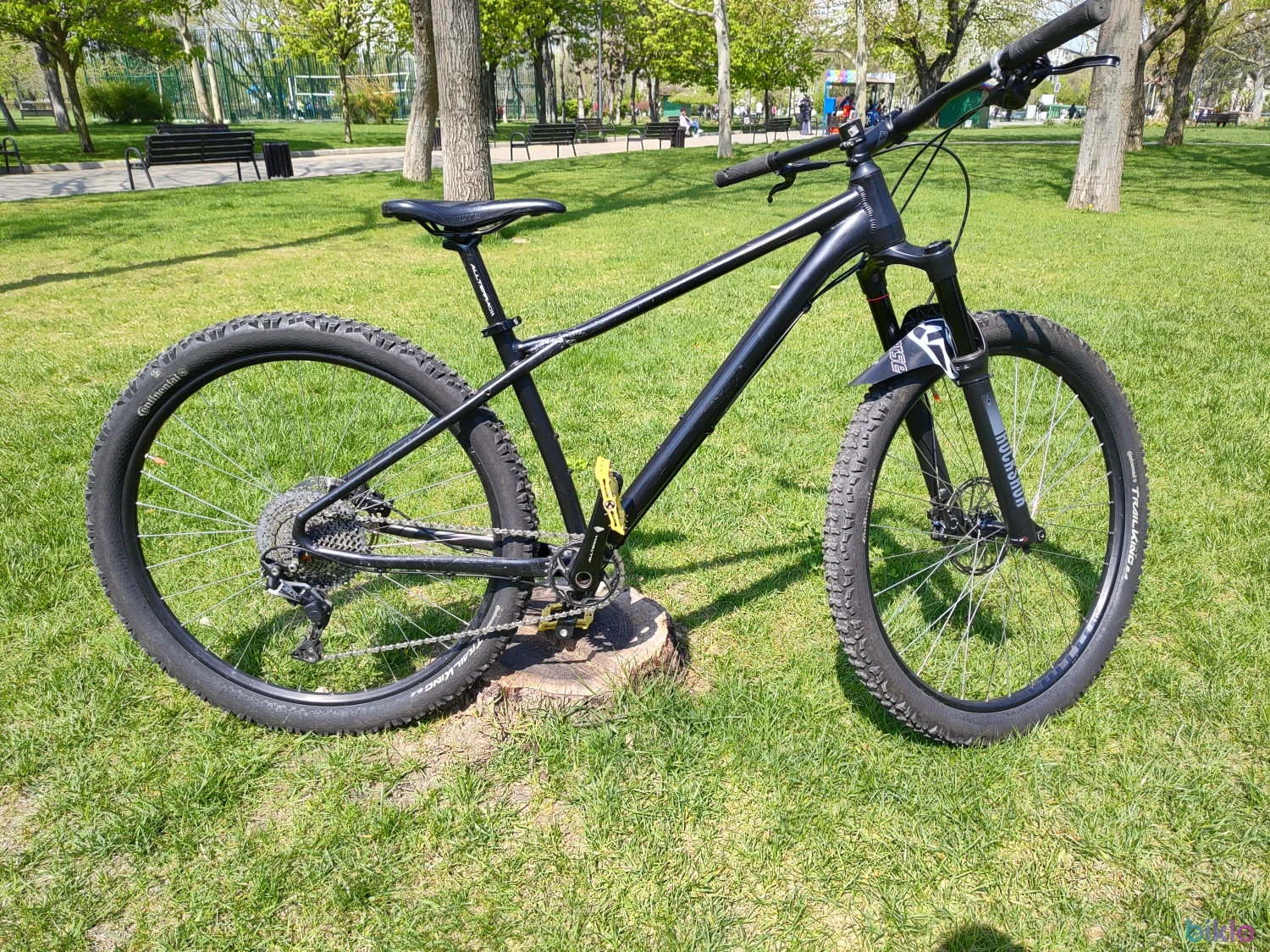 1. MTB Bicicleta GT Avalanche Expert (Upgrade - Furca, Discuri, Pedale downhill)