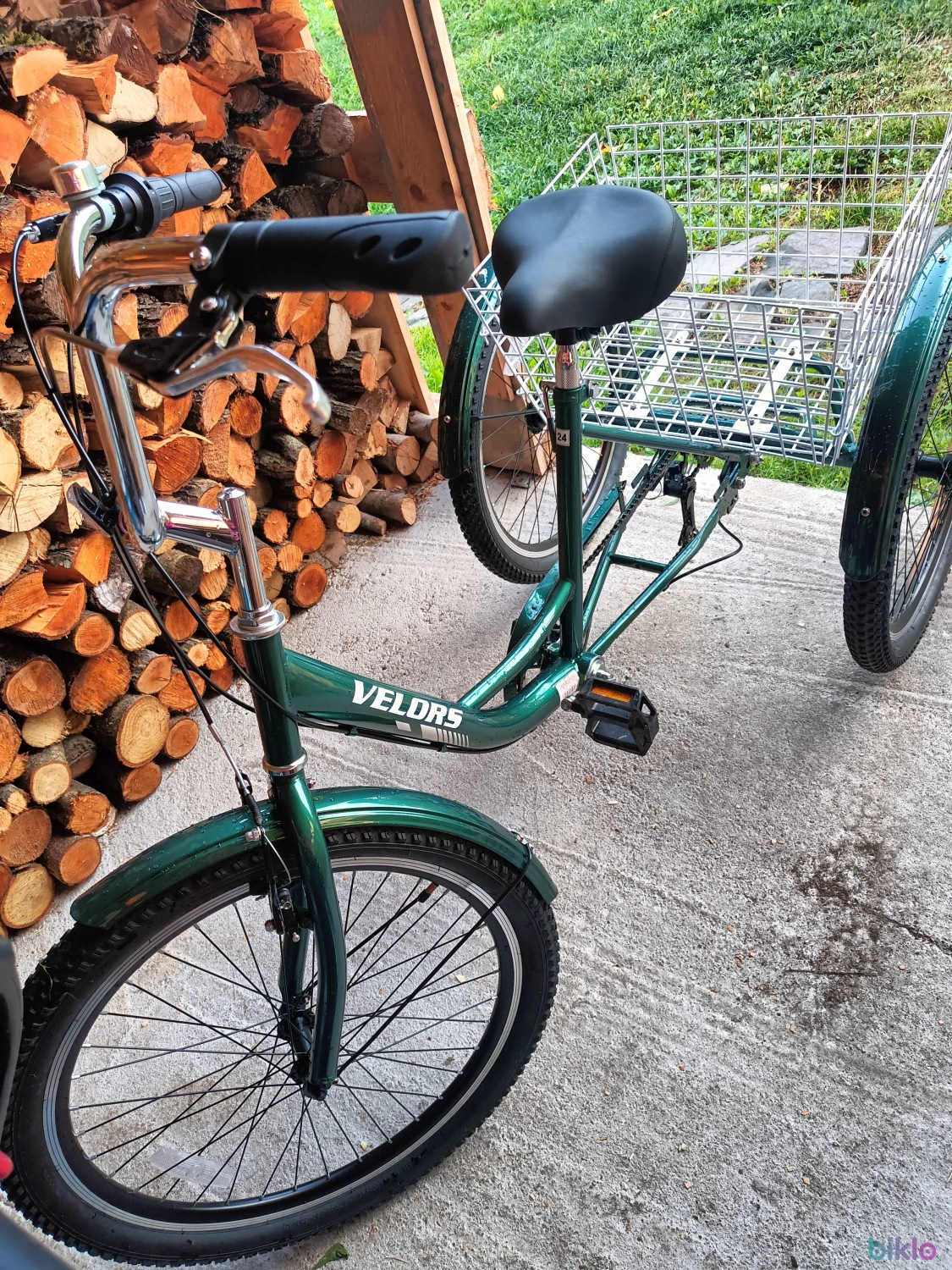 1. Bicicleta cu 3 roti