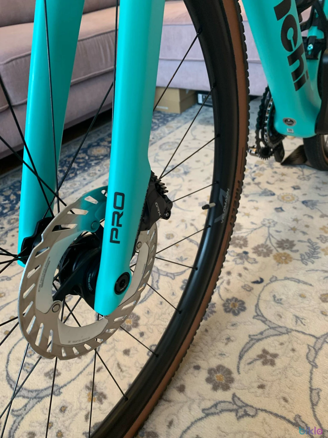 4. Vînd bicicletă Bianchi Impulso Pro Carbon Gravel GRX 820 Disc 2X12sp