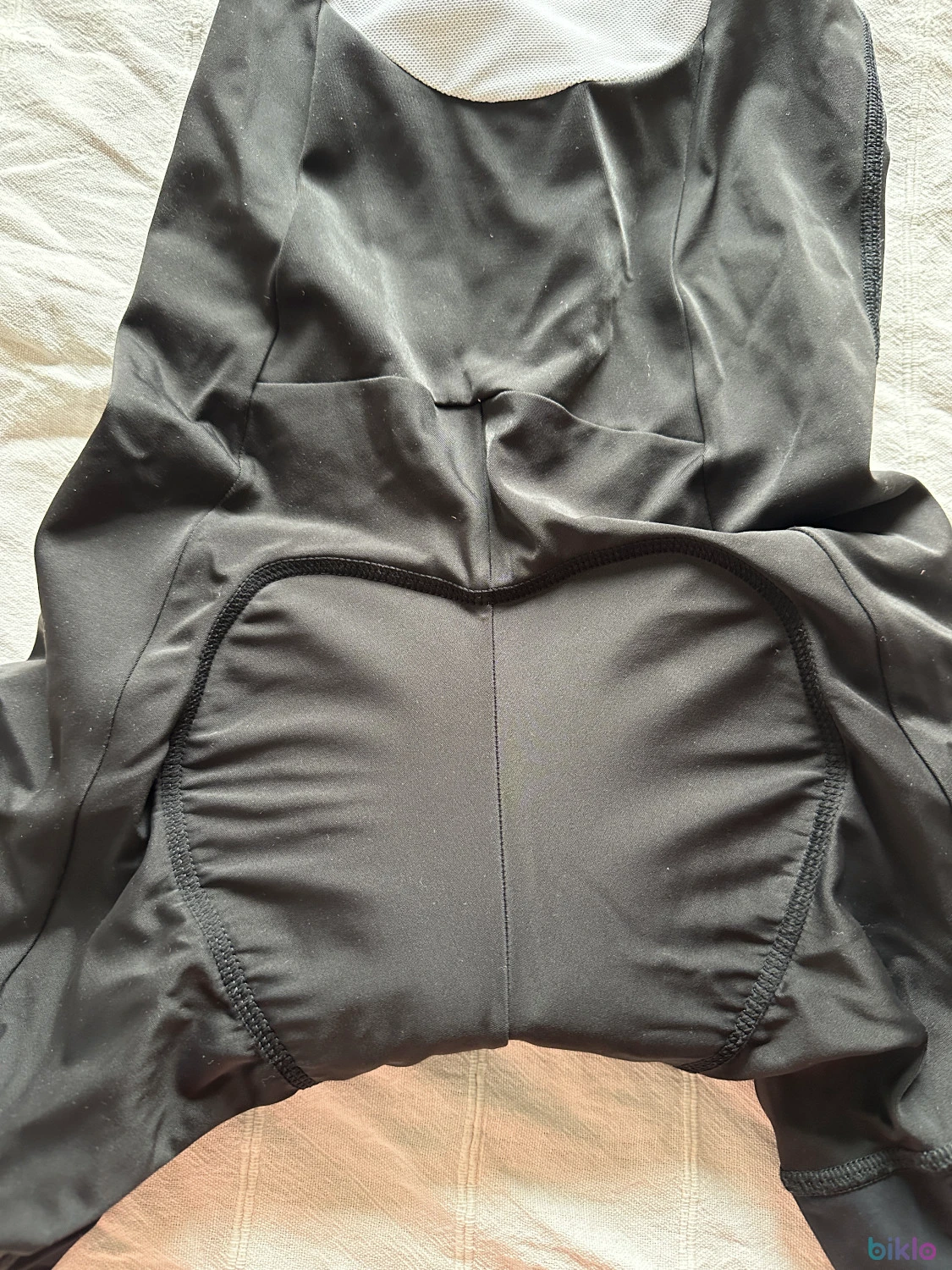 5. Pantaloni ciclism Btwin Racing Team 900