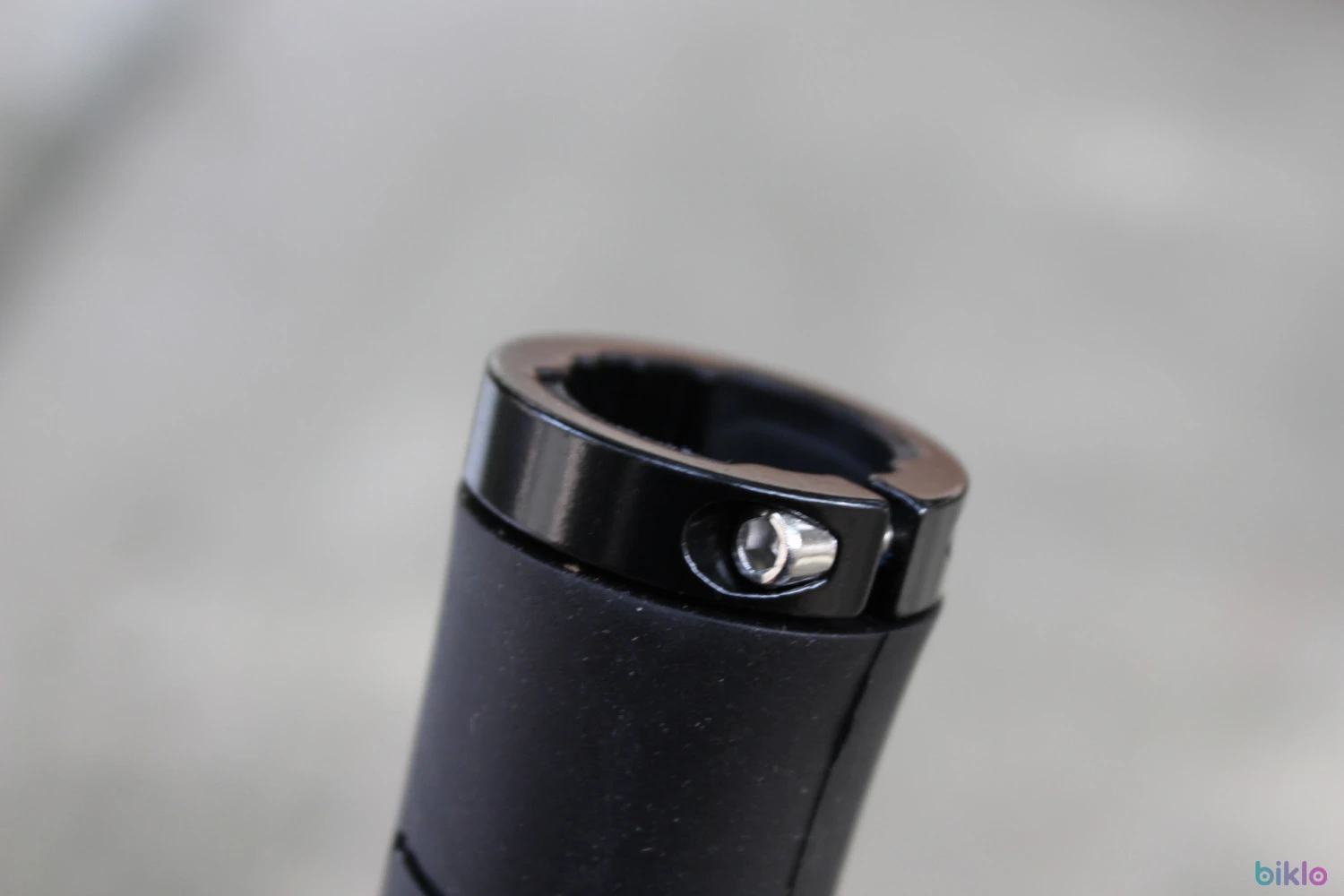 6. NPY Ergo Lock-On Grips - manson lock-on