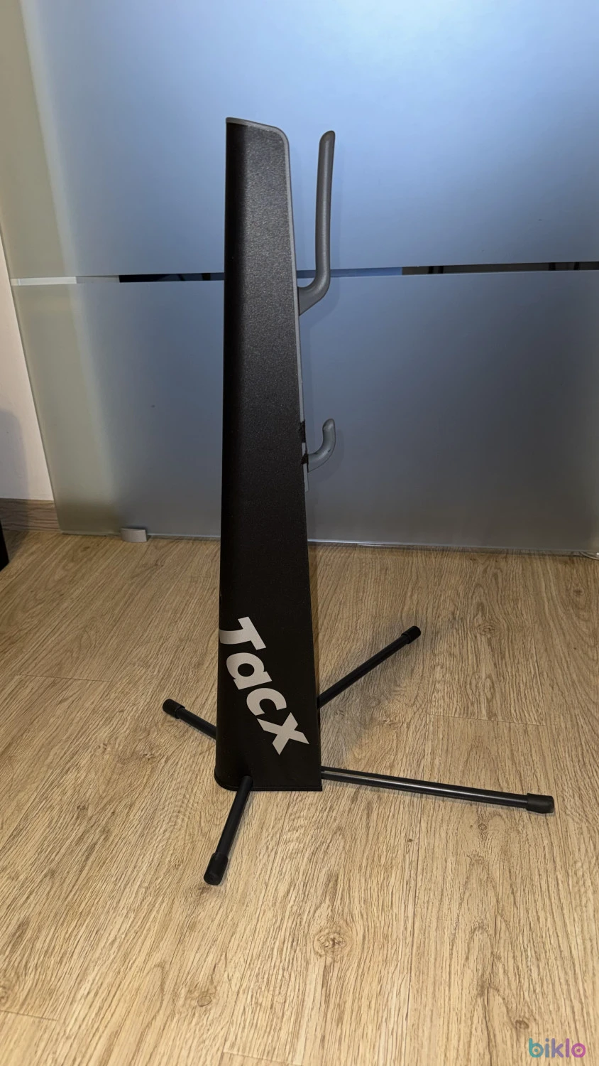 2. Suport bicicleta TACX