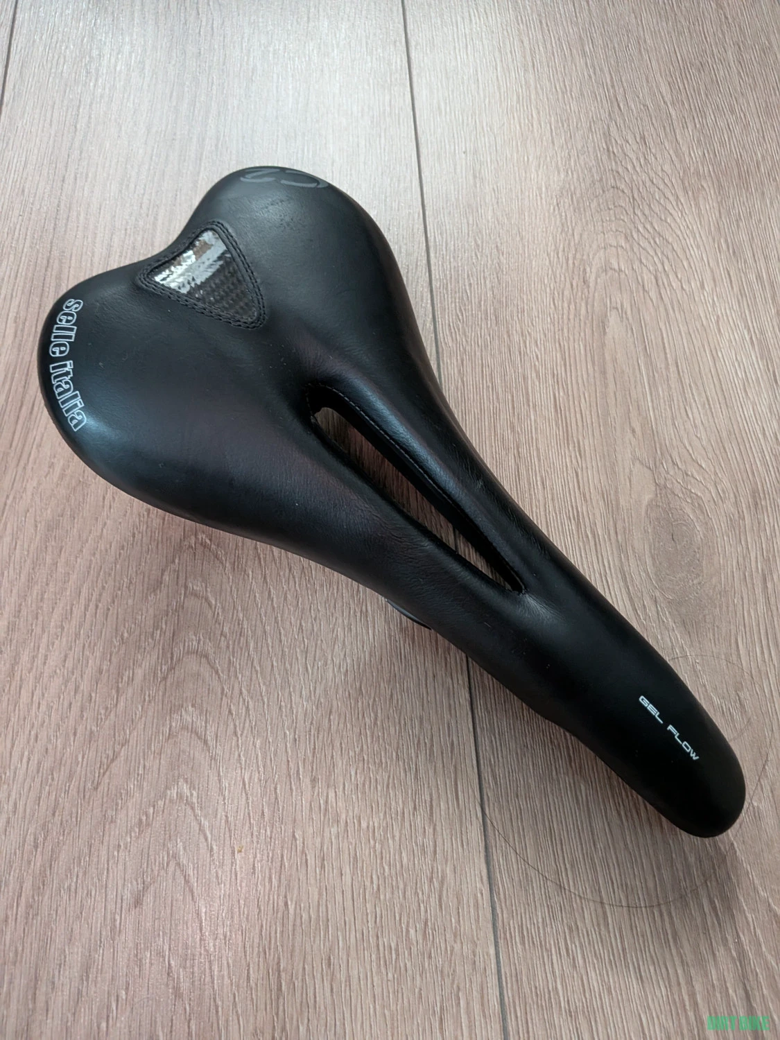 1. Sei Selle Italia C2 Flow Gel / X1