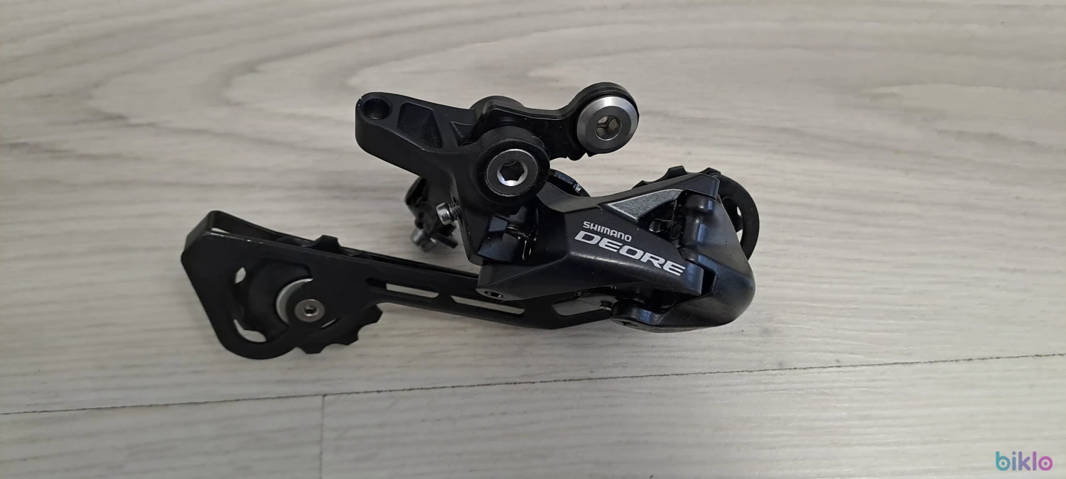 1. Shimbator spate Shimano Deore 10V