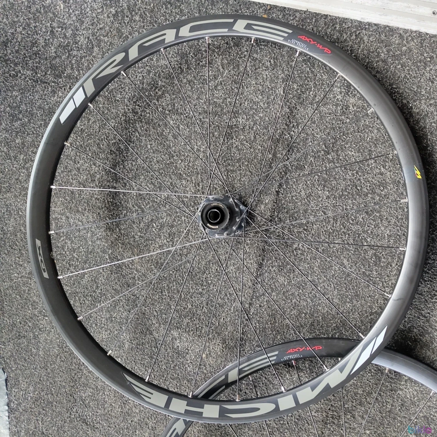 2. Set roti cursiera gravel Miche Race AXY Wide Profile DX