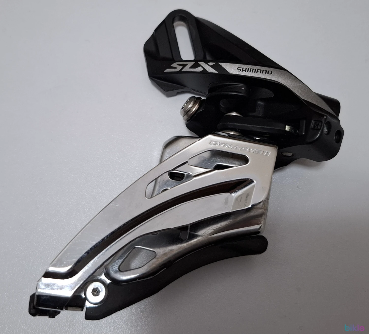 1. Schimbator Shimano SLX FD-7020-11