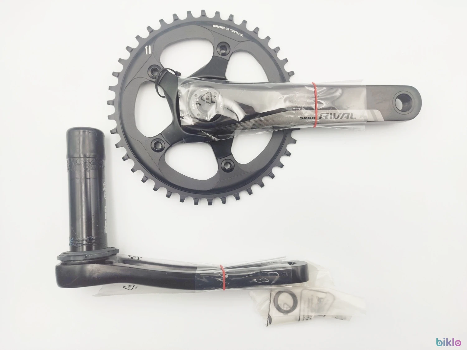 4. Angrenaj pedalier SRAM Rival 1 BB30 42T 1x11 viteze 170mm nou