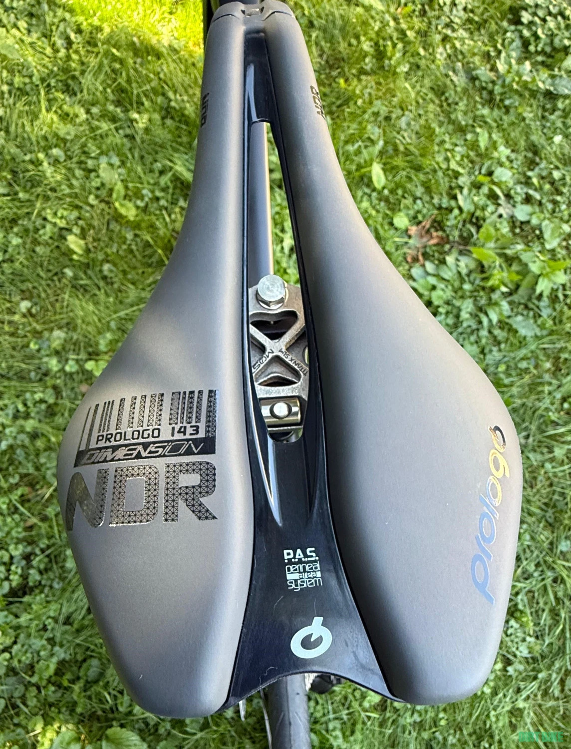 5. Pinarello Dogma F full Ultegra 2x12 Di2 Shimano 2024 noua,zero km