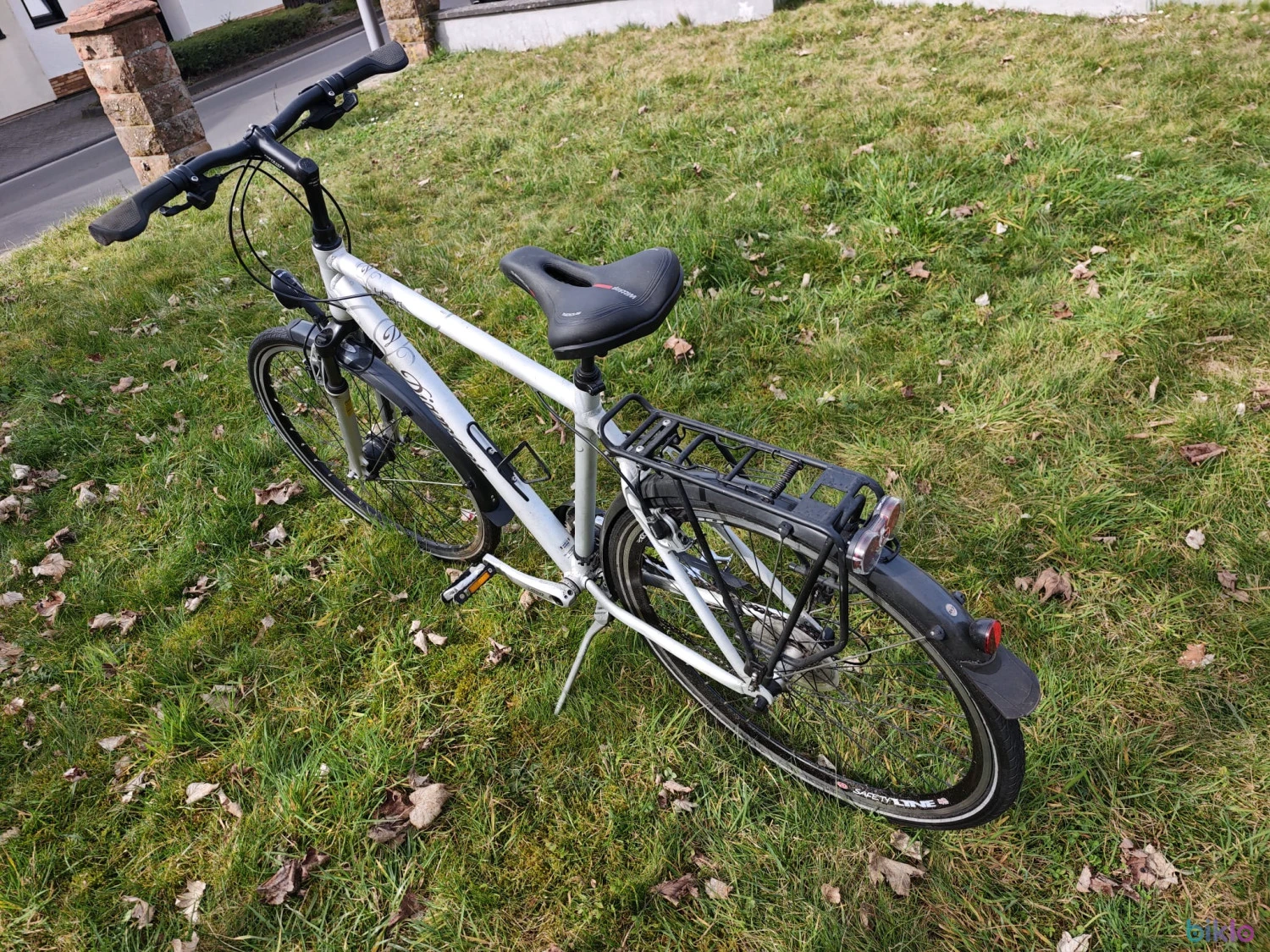 6. Bicicleta, de vanzare.