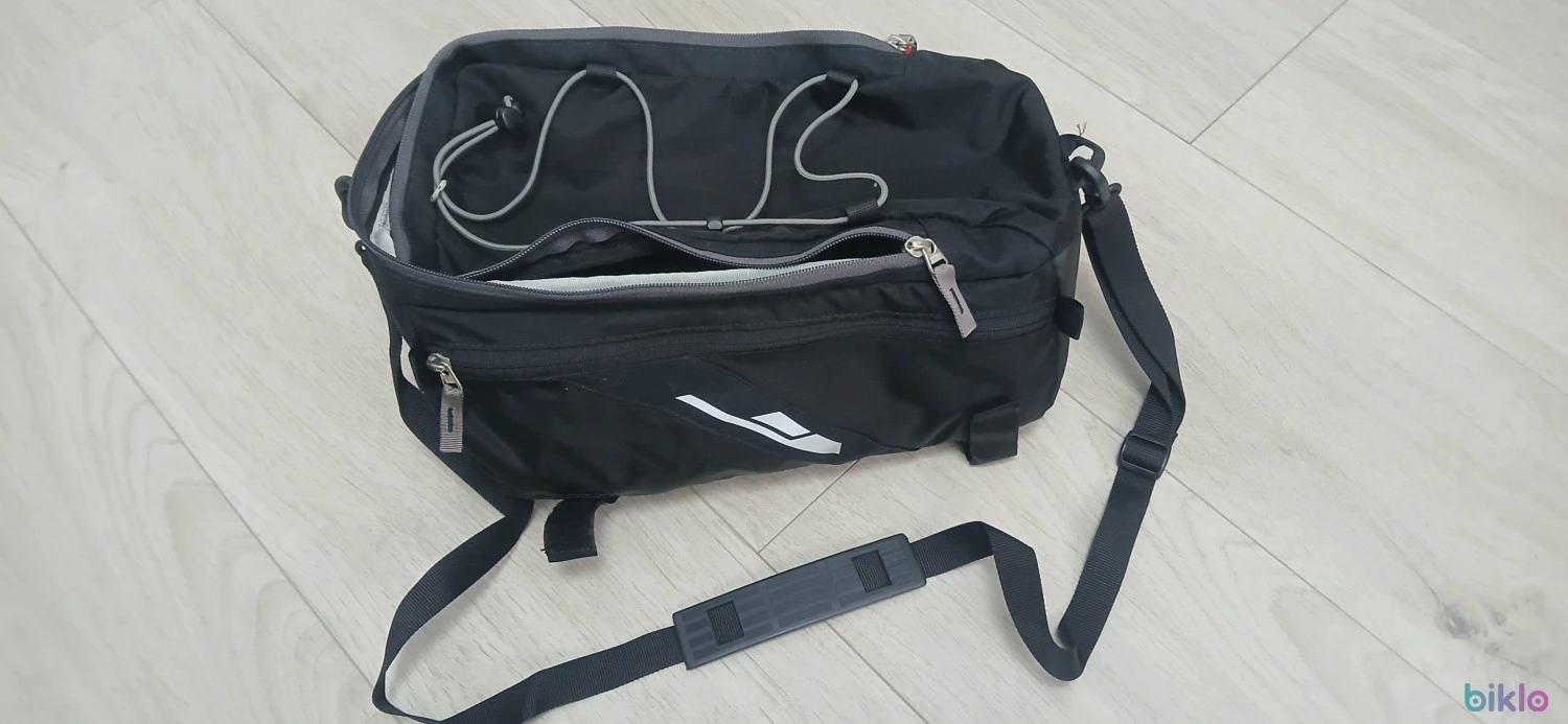 1. Geanta/borseta Vaude