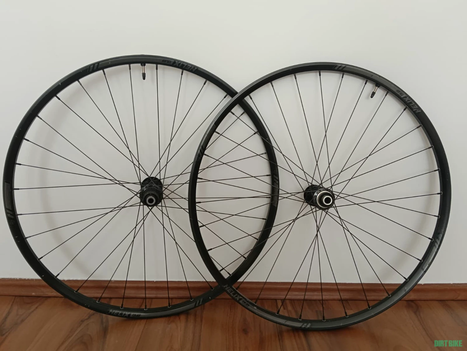 1. Vand roti Shimano XT M8010 / 29er / non boost