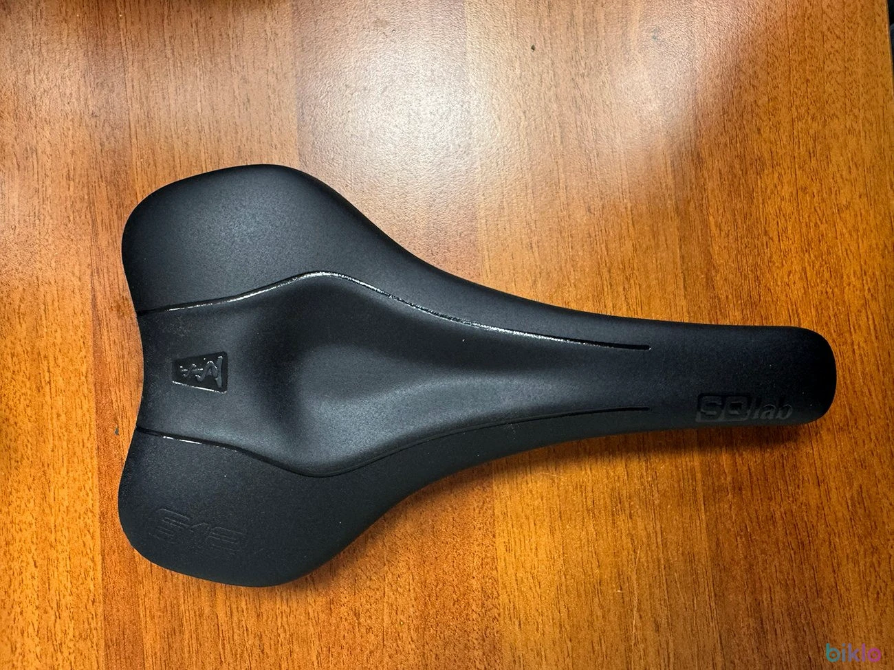 1. Sa bicicleta de sosea SQlab 612R