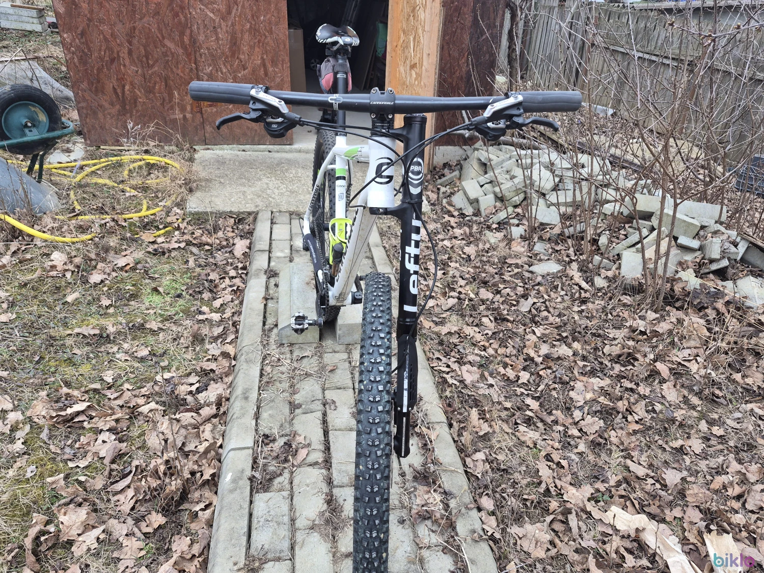 3. Vând Cannondale Lefty