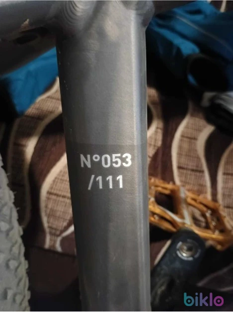 3. Cube Reaction Hybrid-L-29 Limited Edition no 53/111