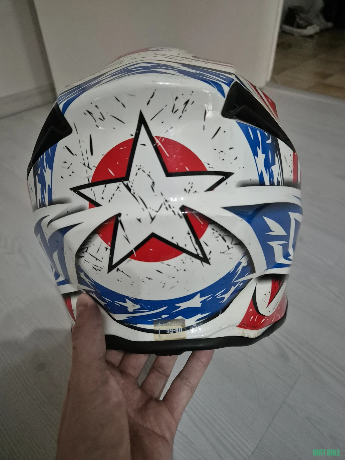 4. Casca fullface airoh twist leader