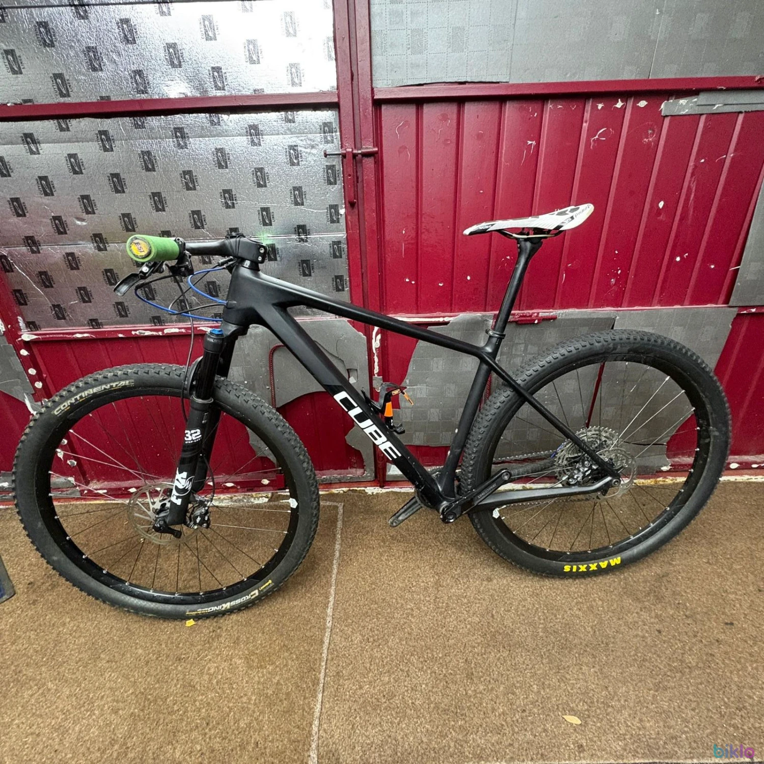 1. Bicicletă Cube C62 2021