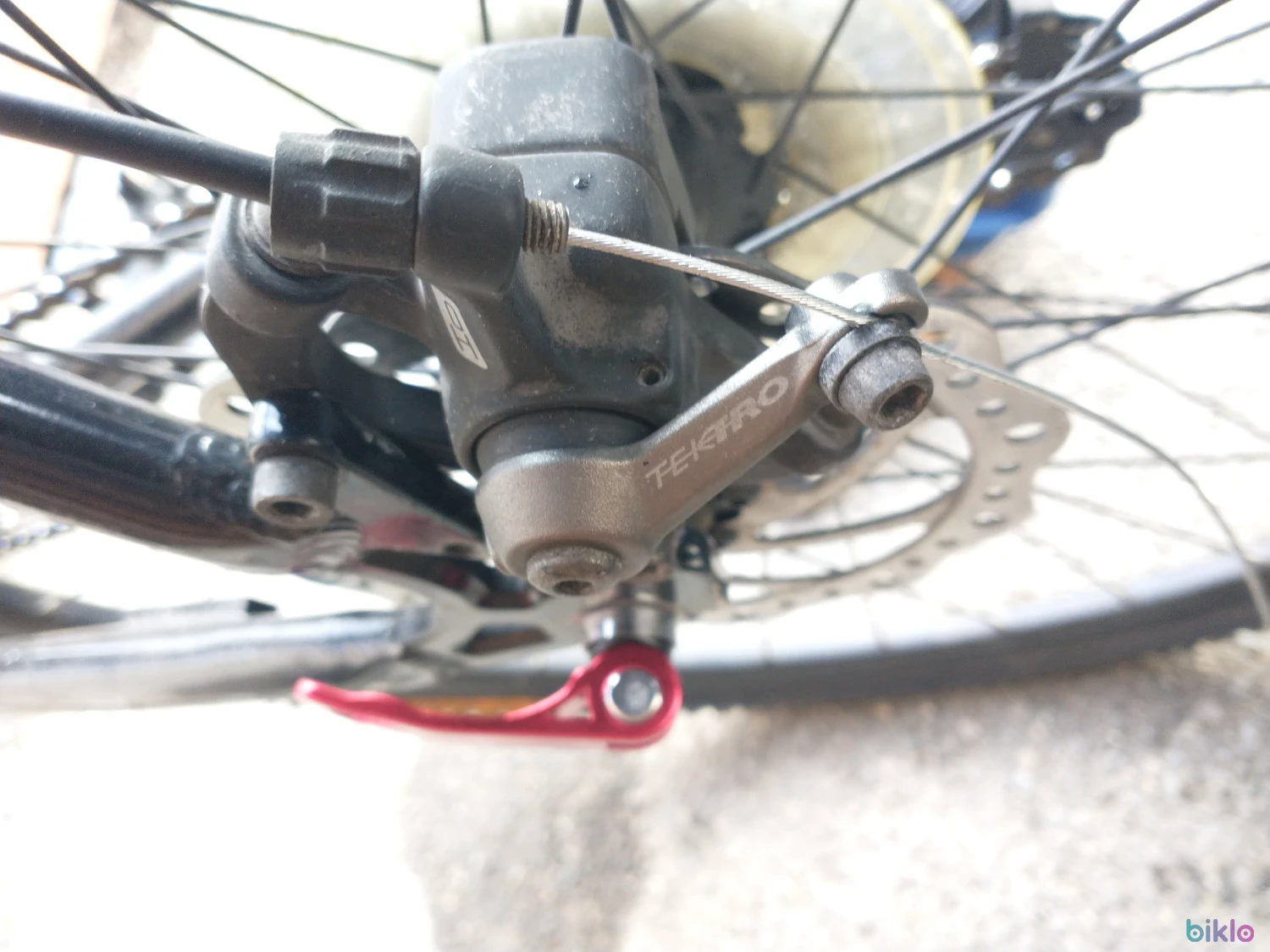 3. Bicicleta Trekking/Oras 28" marime L