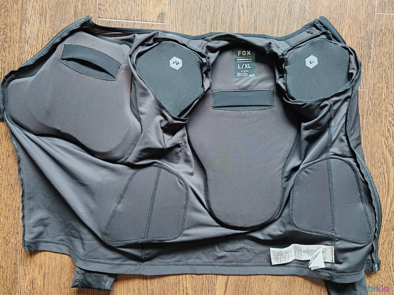 4. Armură Copii Fox Baseframe Pro D3O Youth (Mărime L/XL)