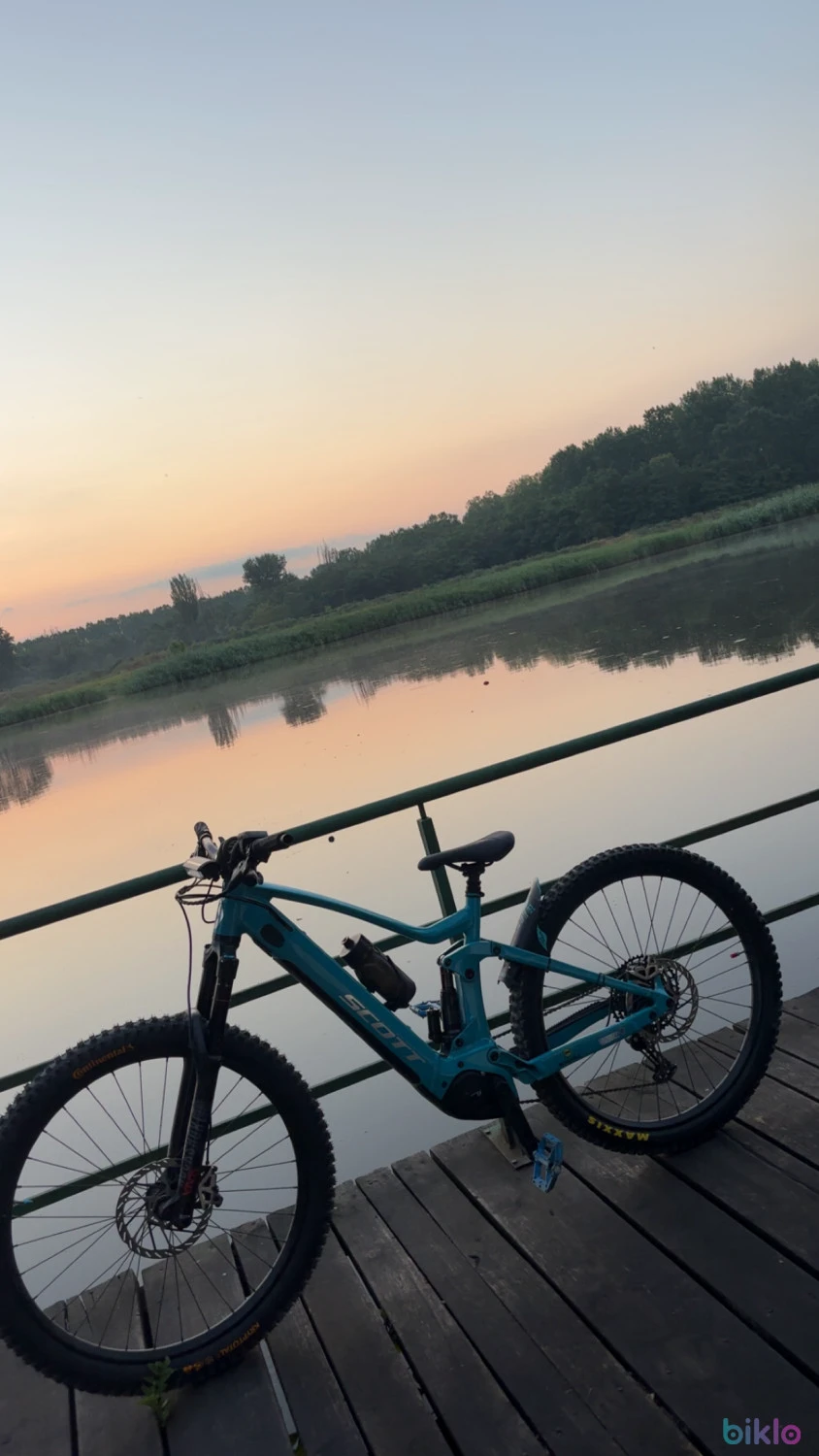 1. Vând bicicletă electrică Scott strike e ride 940