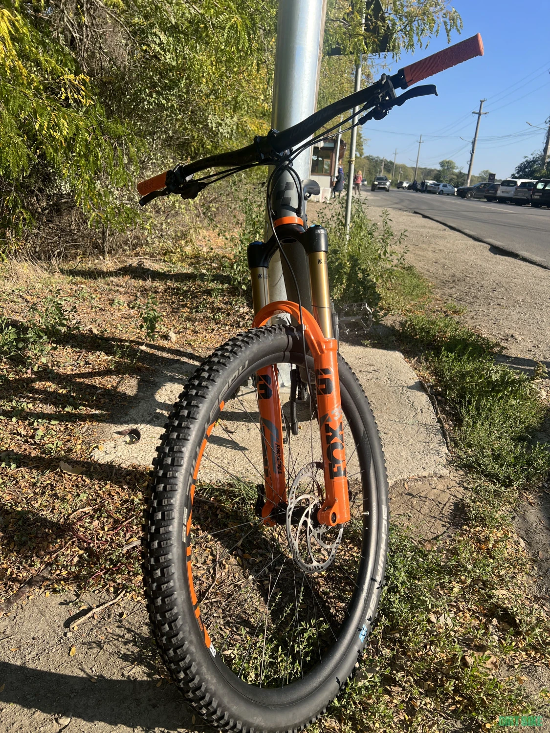 1. Bicicleta Cube Stereo 150 C:68 TM 20 Flashgray Orange 2021