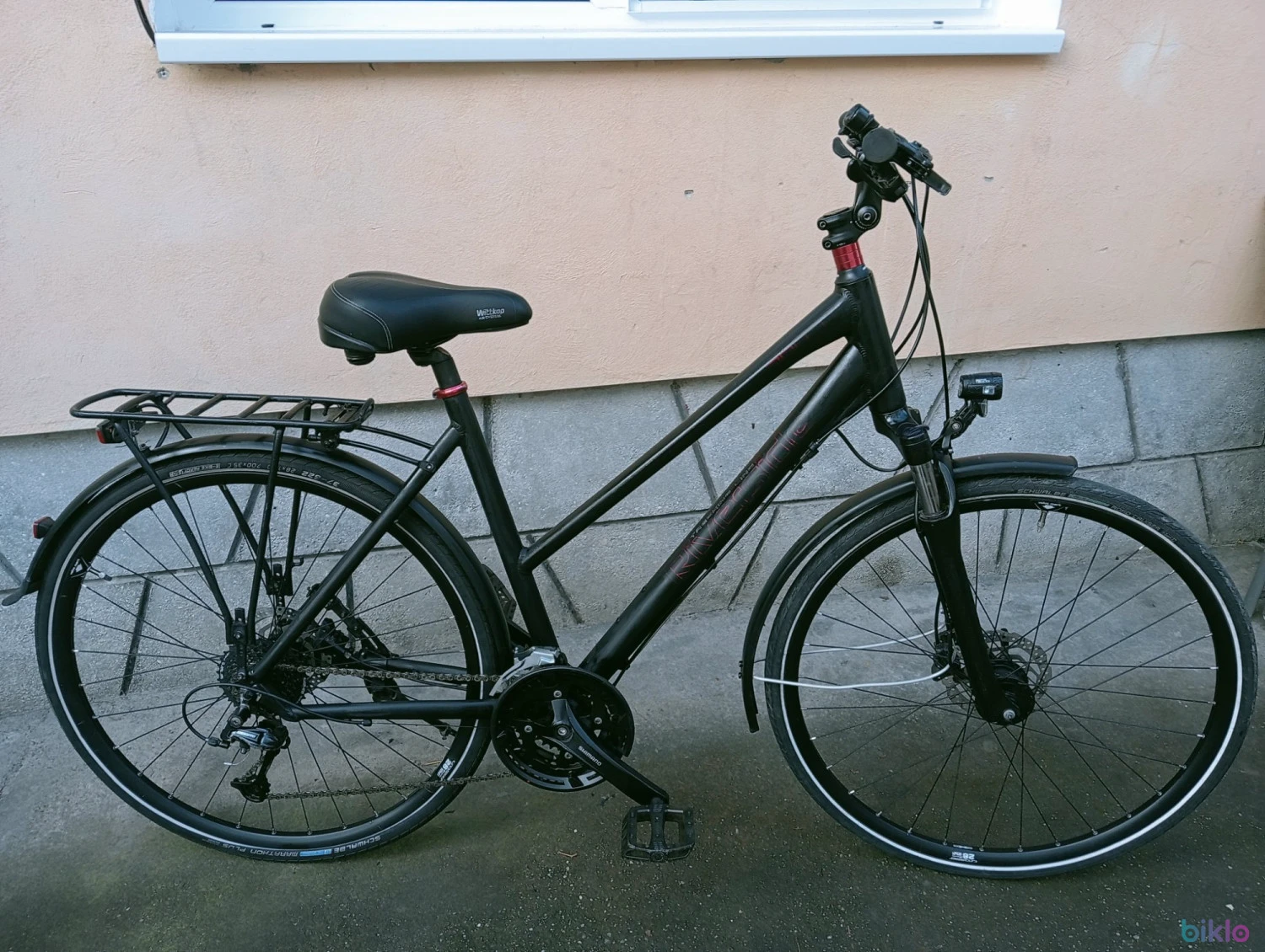 1. Bicicleta oraș femei Shimano Deore 24 V suspensie frână disc dinam in butuc