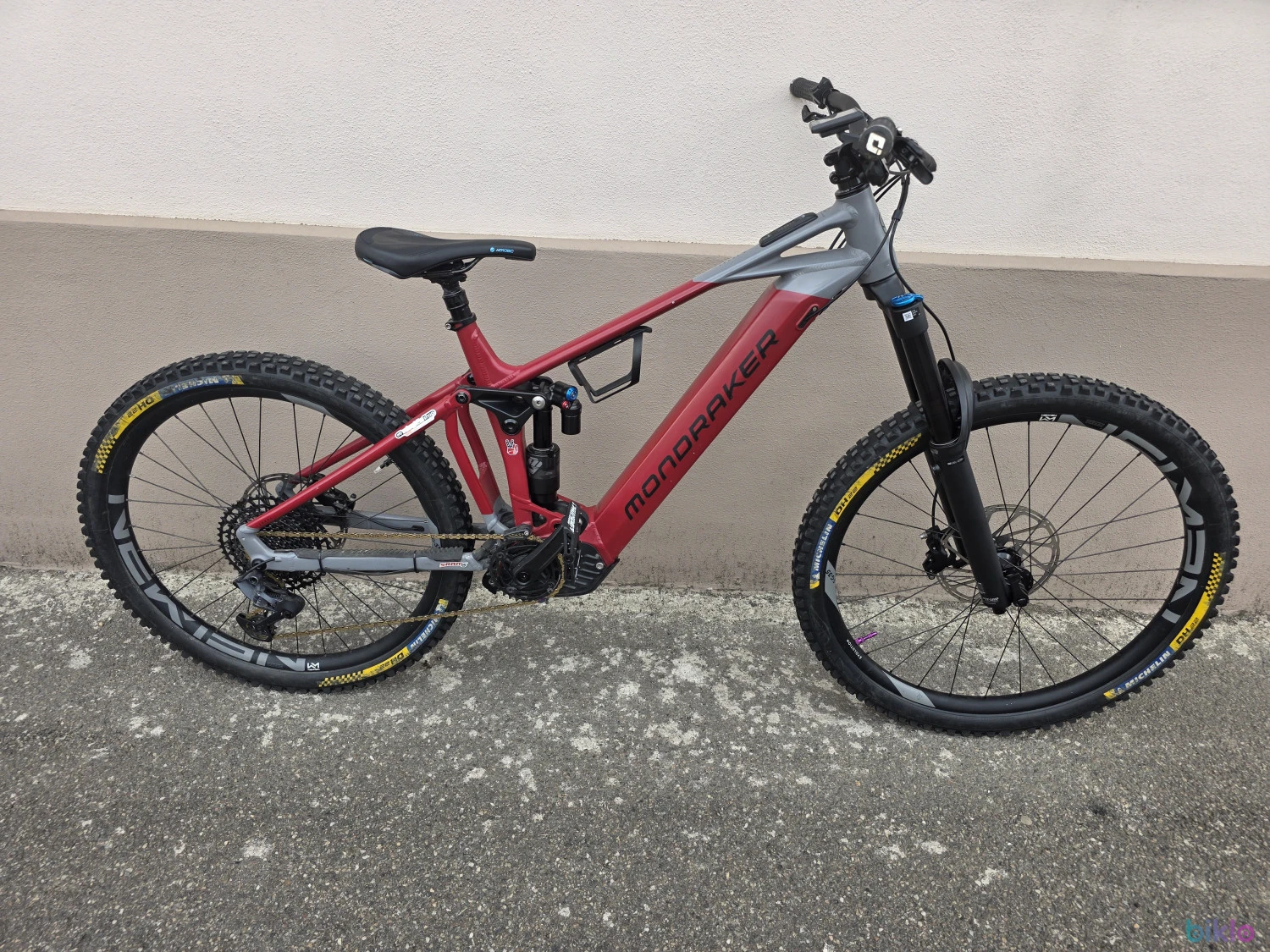 1. Mondraker Level R 750WH Bosch - Large Mullet Fox Sram E13 cu piese noi