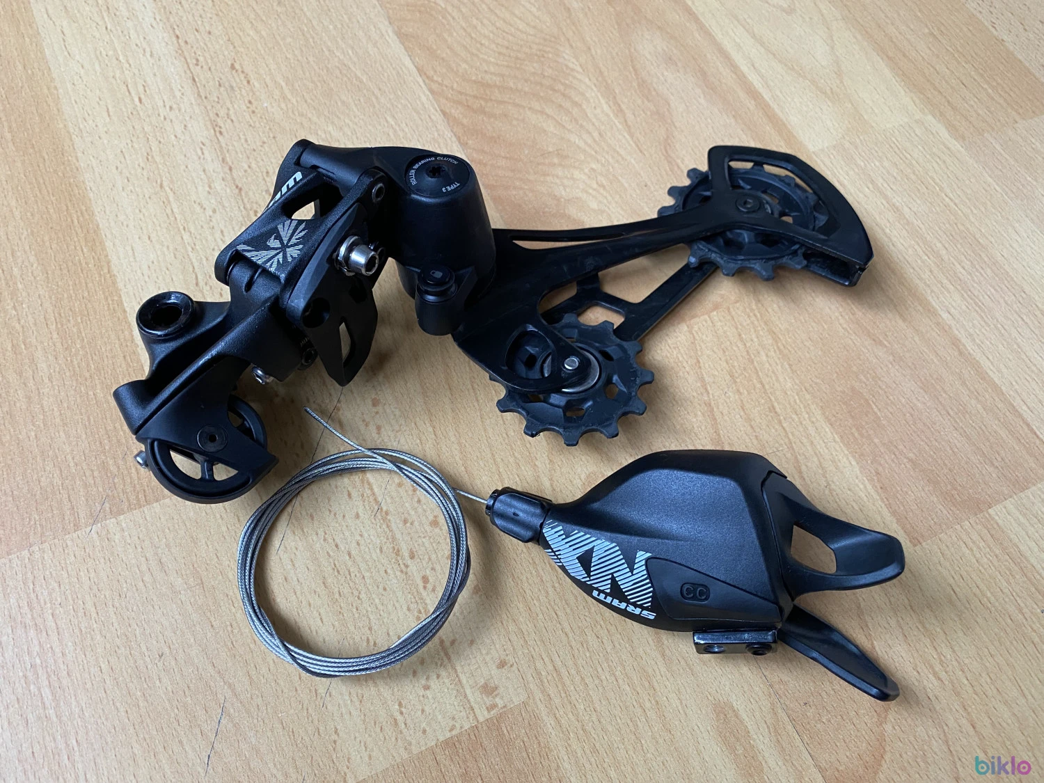 1. Sram NX Eagle maneta + schimbator