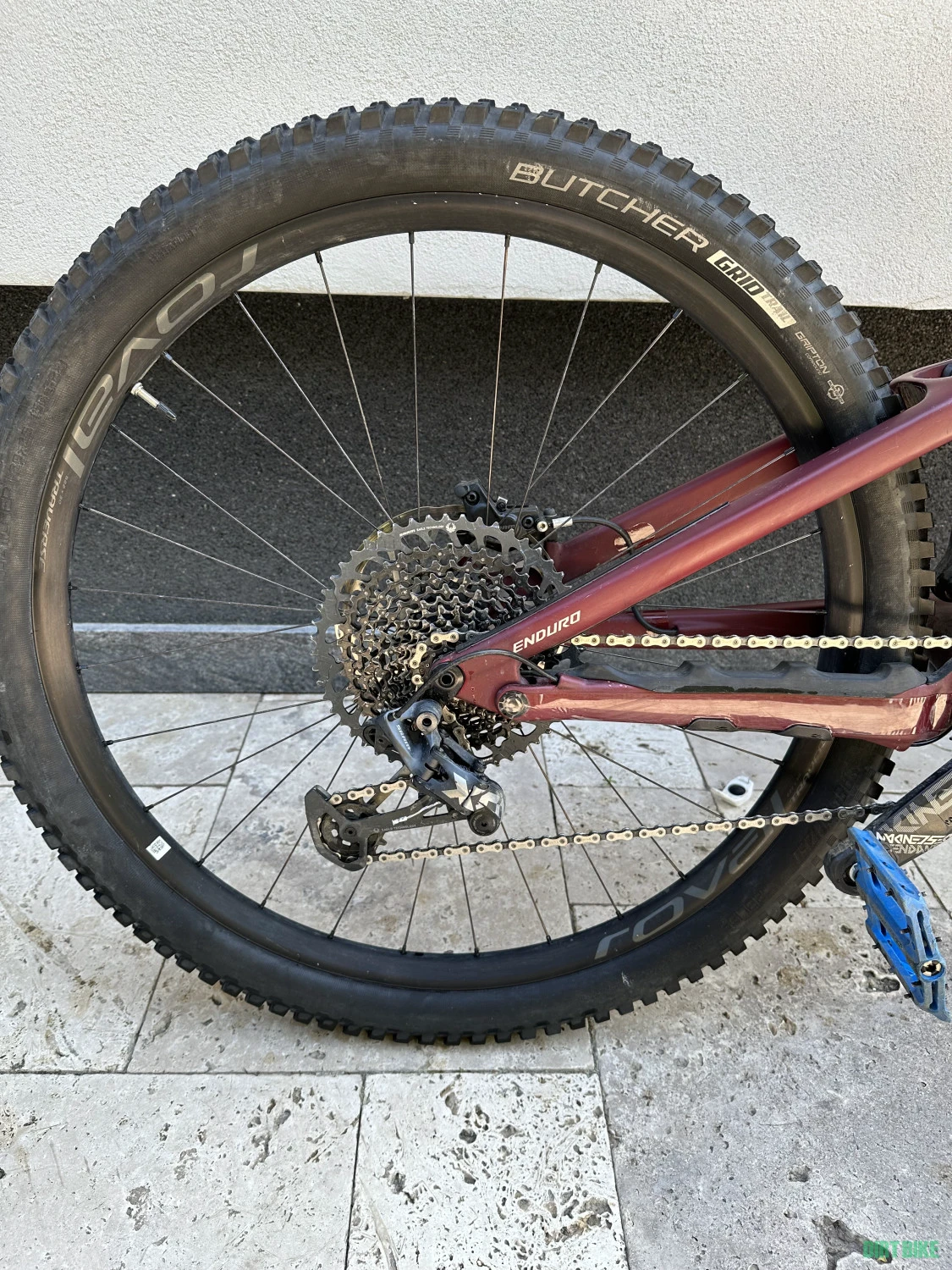 2. Specialized Enduro Expert