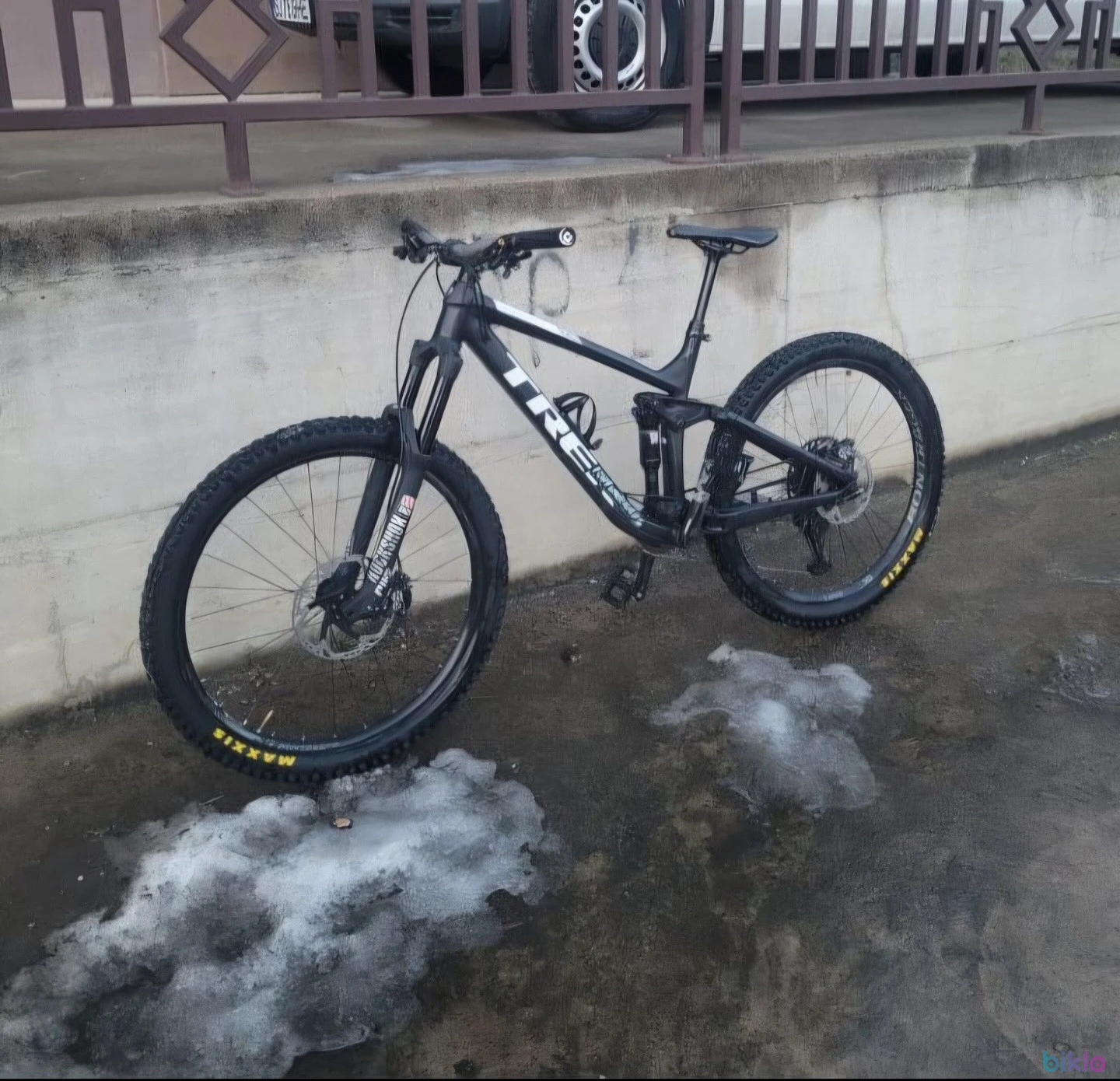 1. Vand bicicleta Trek remedy 8 (M+L)