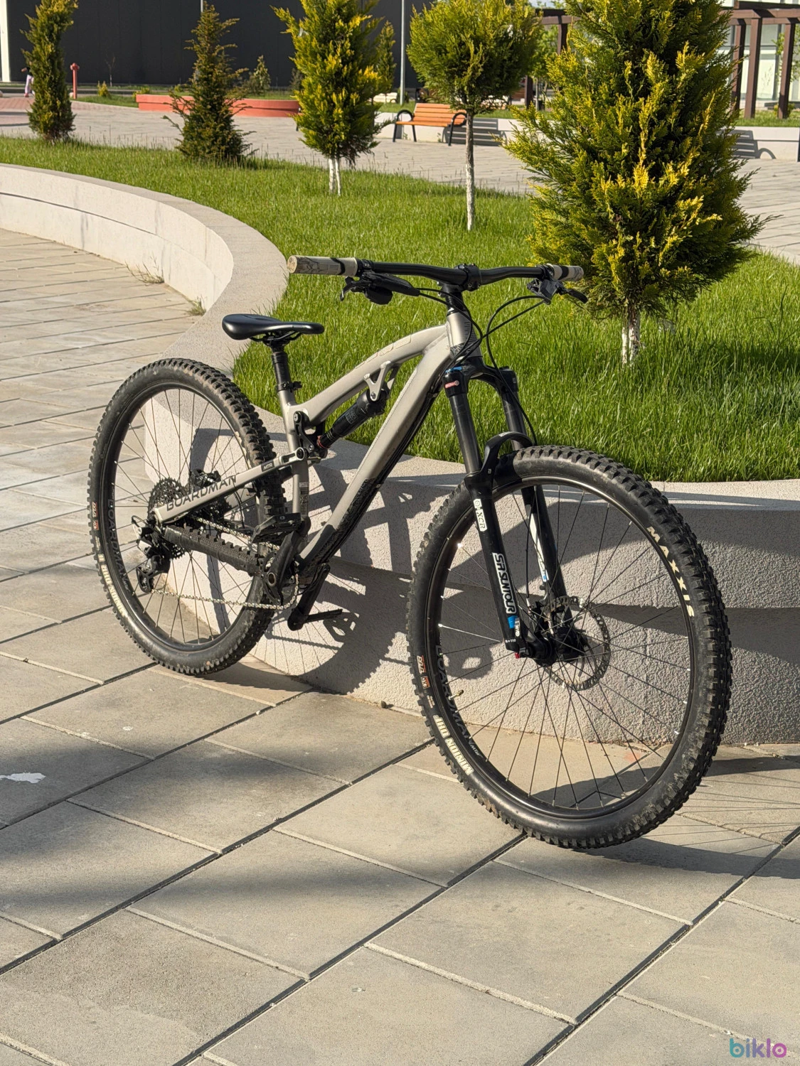 6. Bicicleta Boardman mtr 8.6 full sus