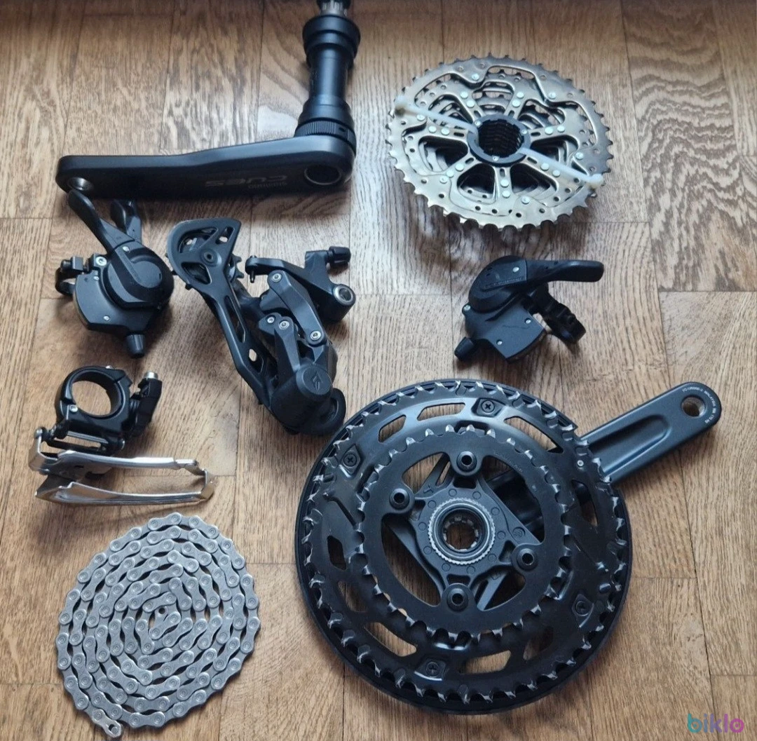2. Transmisie Shimano Cues 2x10