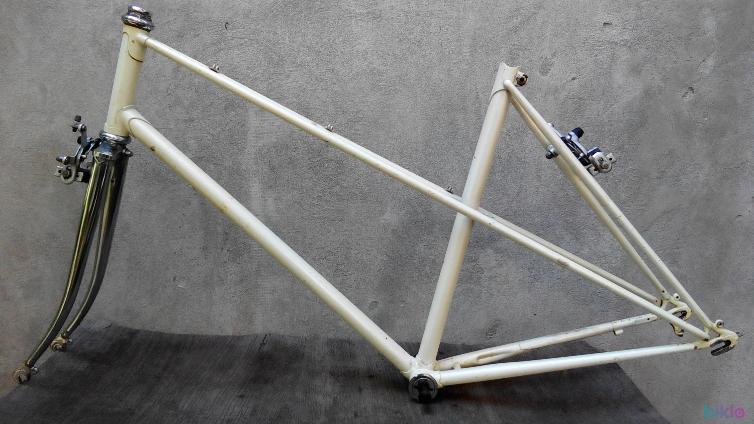 10. Cadru cursiera 28" dama