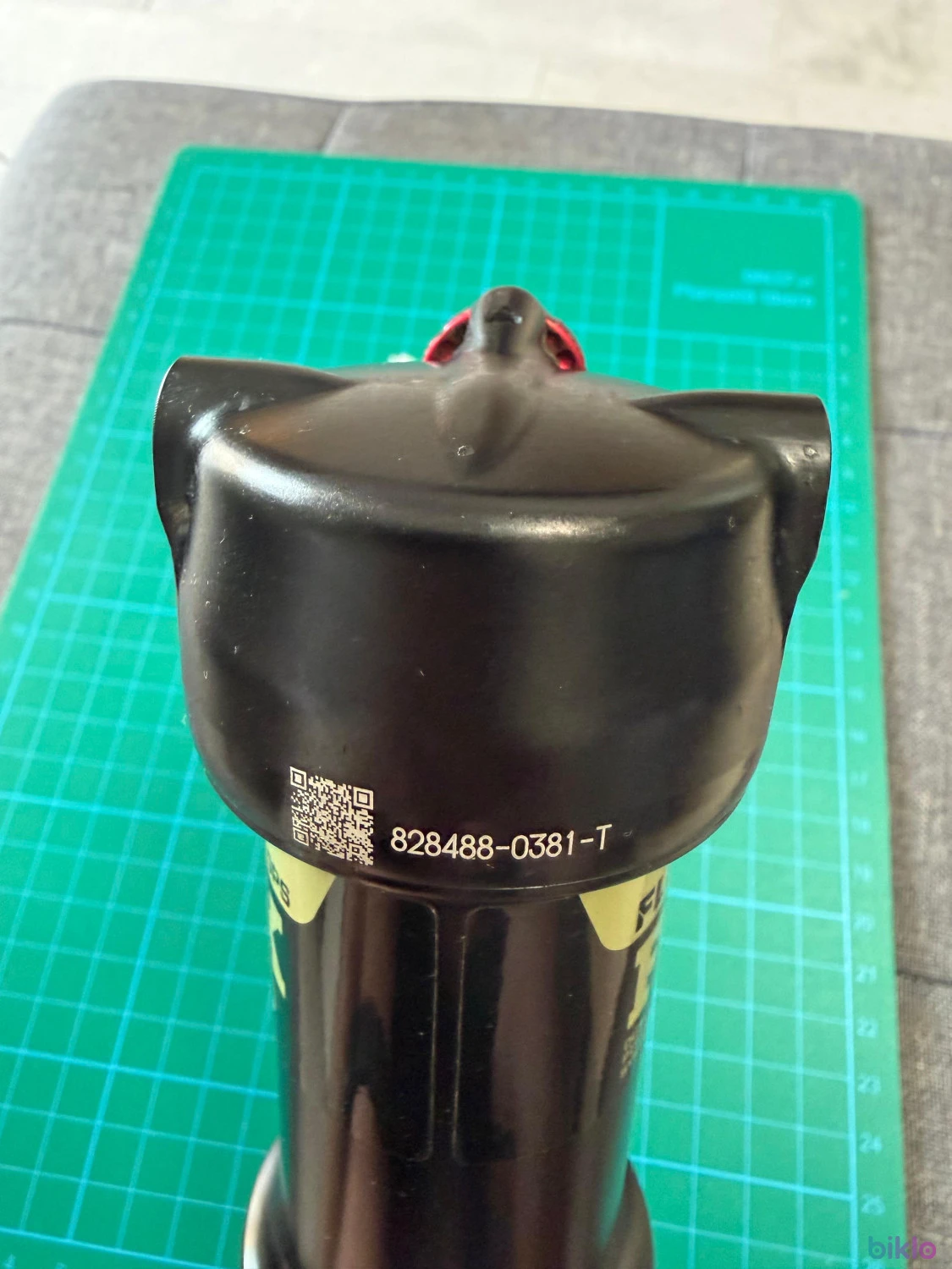 4. Amortizor Fox Float DPS EVOL Performance Trunnion 205x60