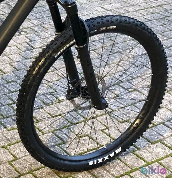6. Set Roți Fulcrum Red Metal 5 (2025) – 29" Boost, 30mm, aproape noi (sub 350km)