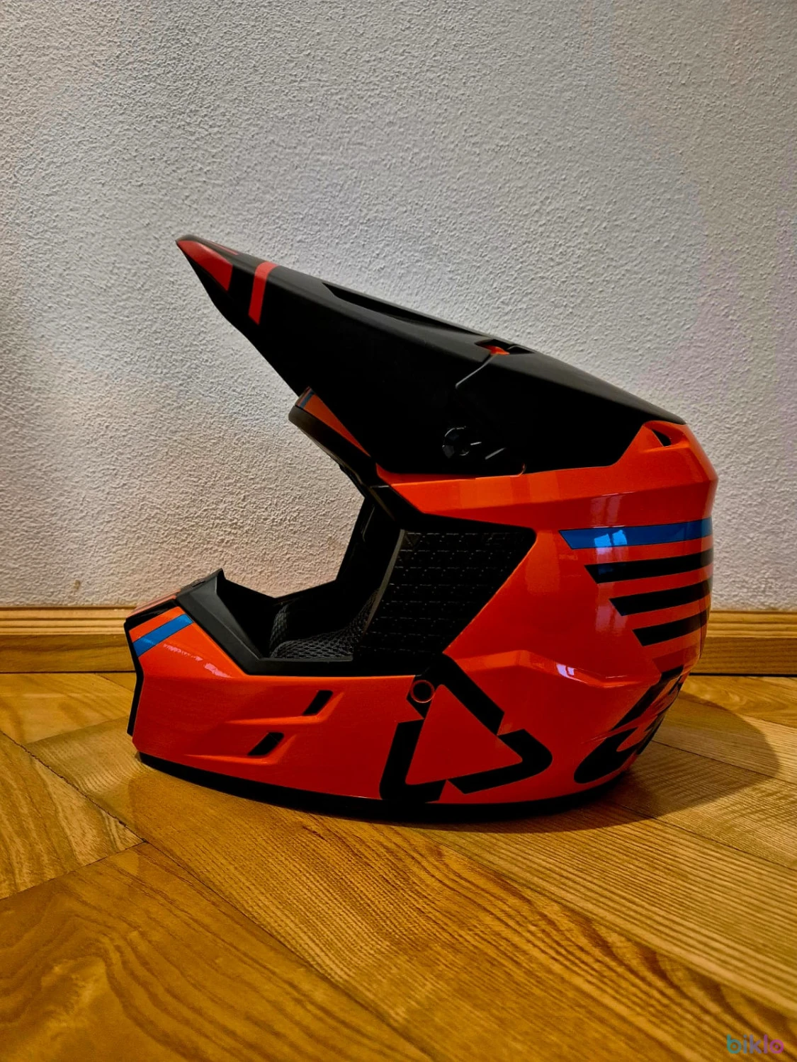 1. Casca Leatt GPX