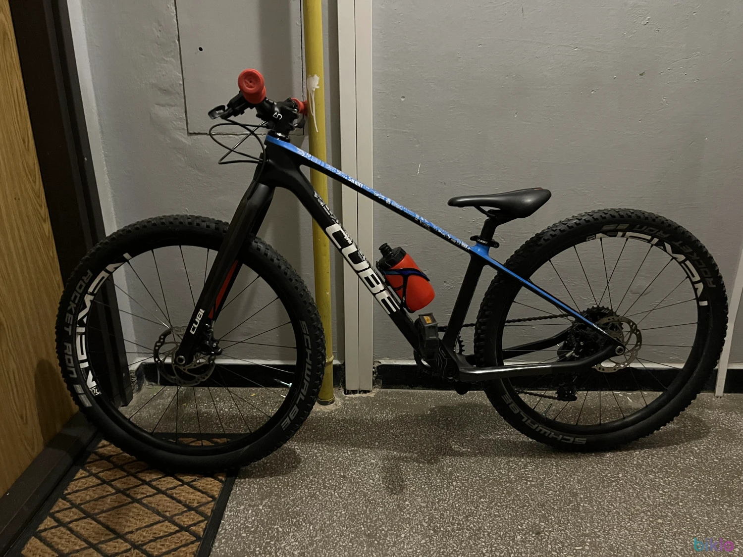 2. Bicicletă Cube 24inch carbon