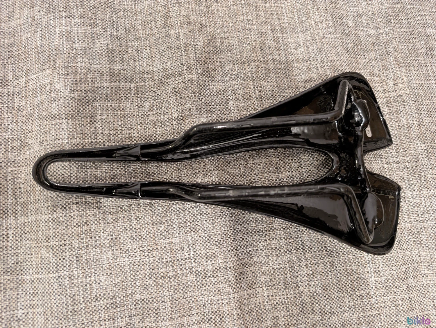 4. Sa bicicleta cursiera Selle SMP Full Carbon 136g 130mm