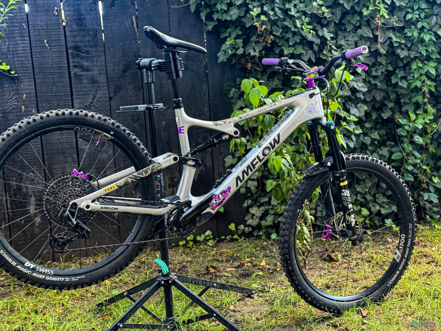 1. Mtb Electric Amflow PL Carbon XL cu upgrade-uri