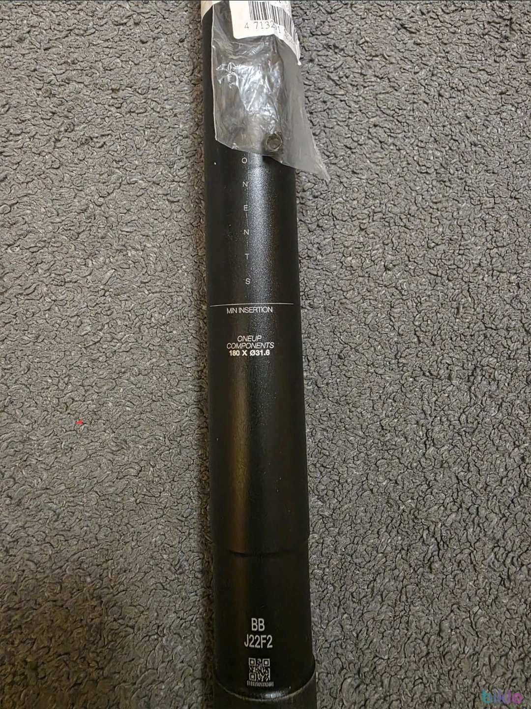 1. Dropper OneUp Components V2 - 180mm | 31.6mm