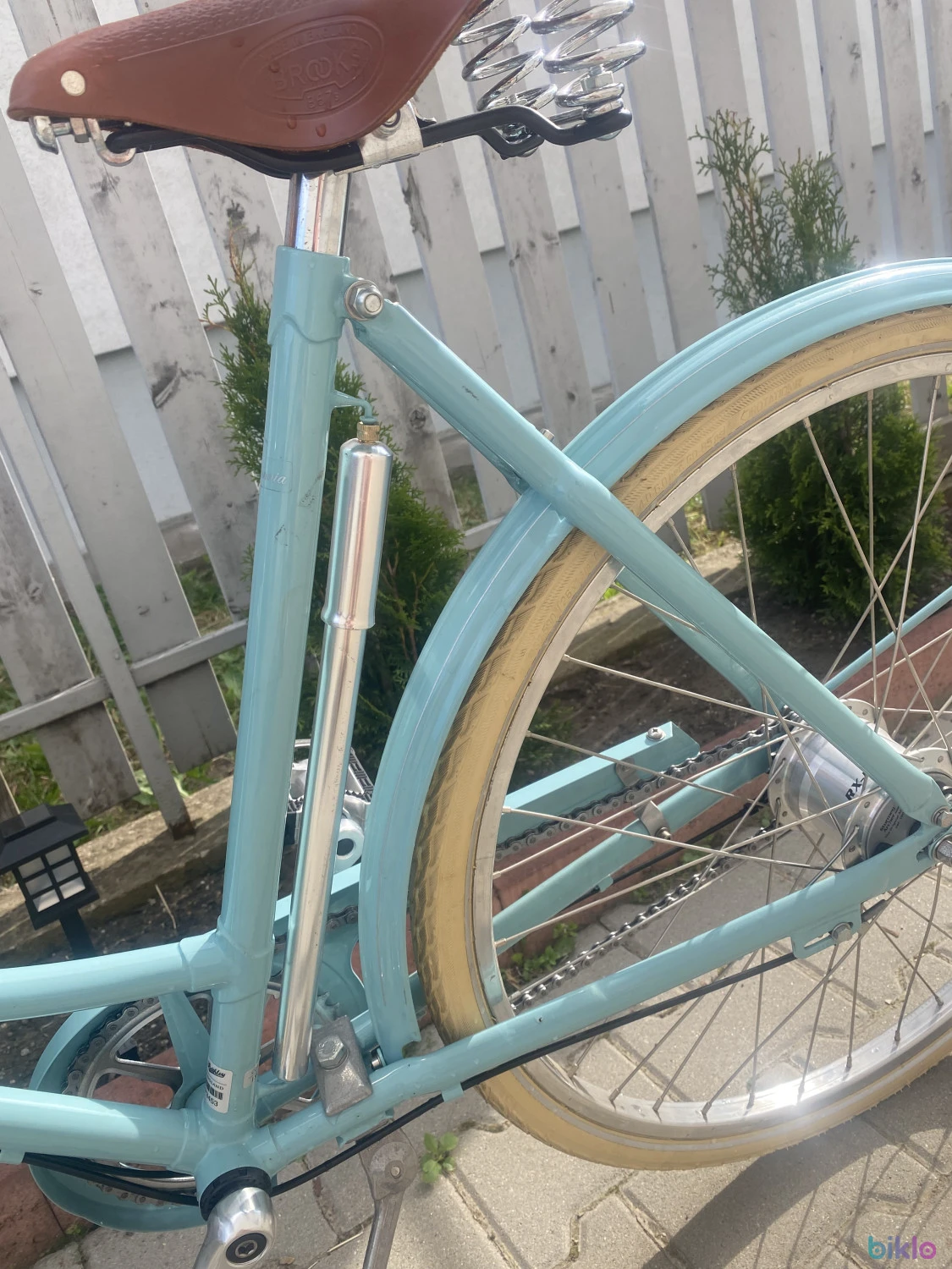 9. PASHLEY BRITANNIA cauta doamna cocheta