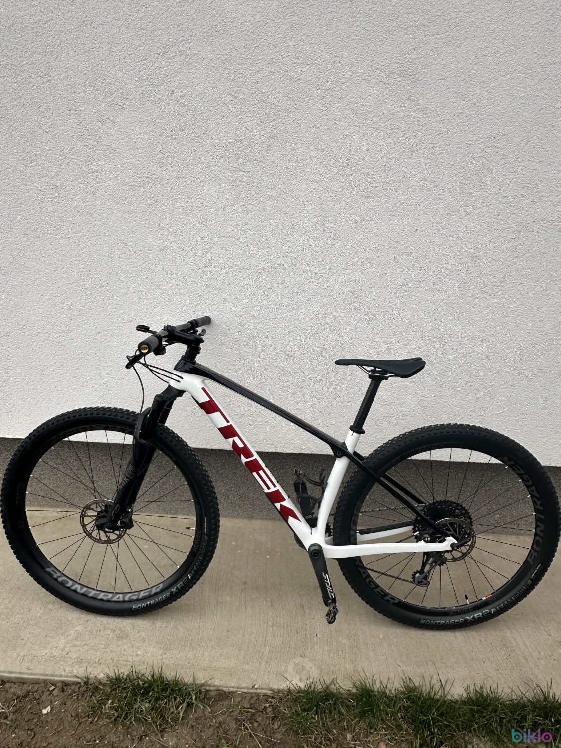1. Trek Procaliber 9.8 Carbon / RockShox SID / SRAM / MTB XC 29