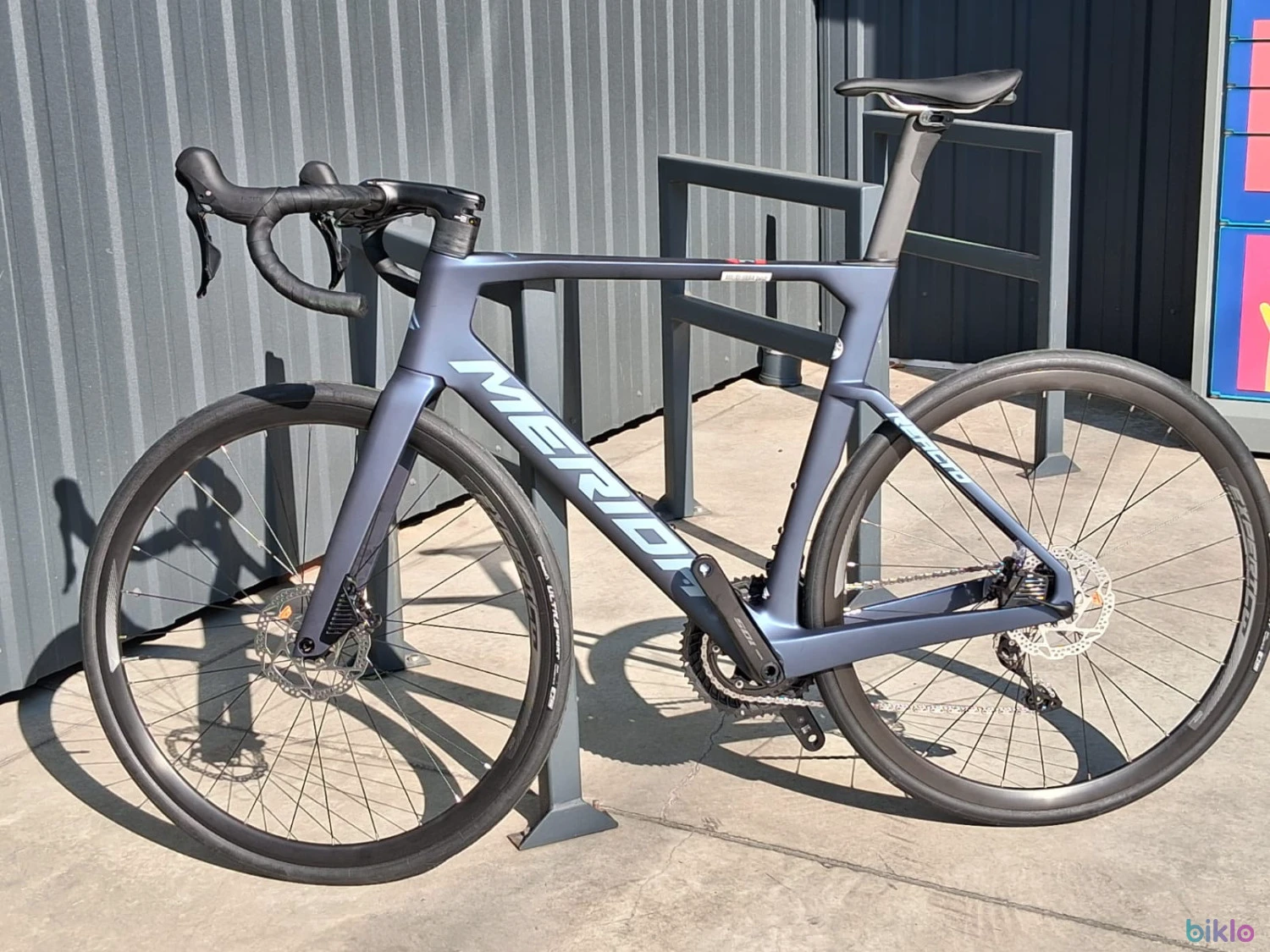 1. Merida Scultura, carbon, size L