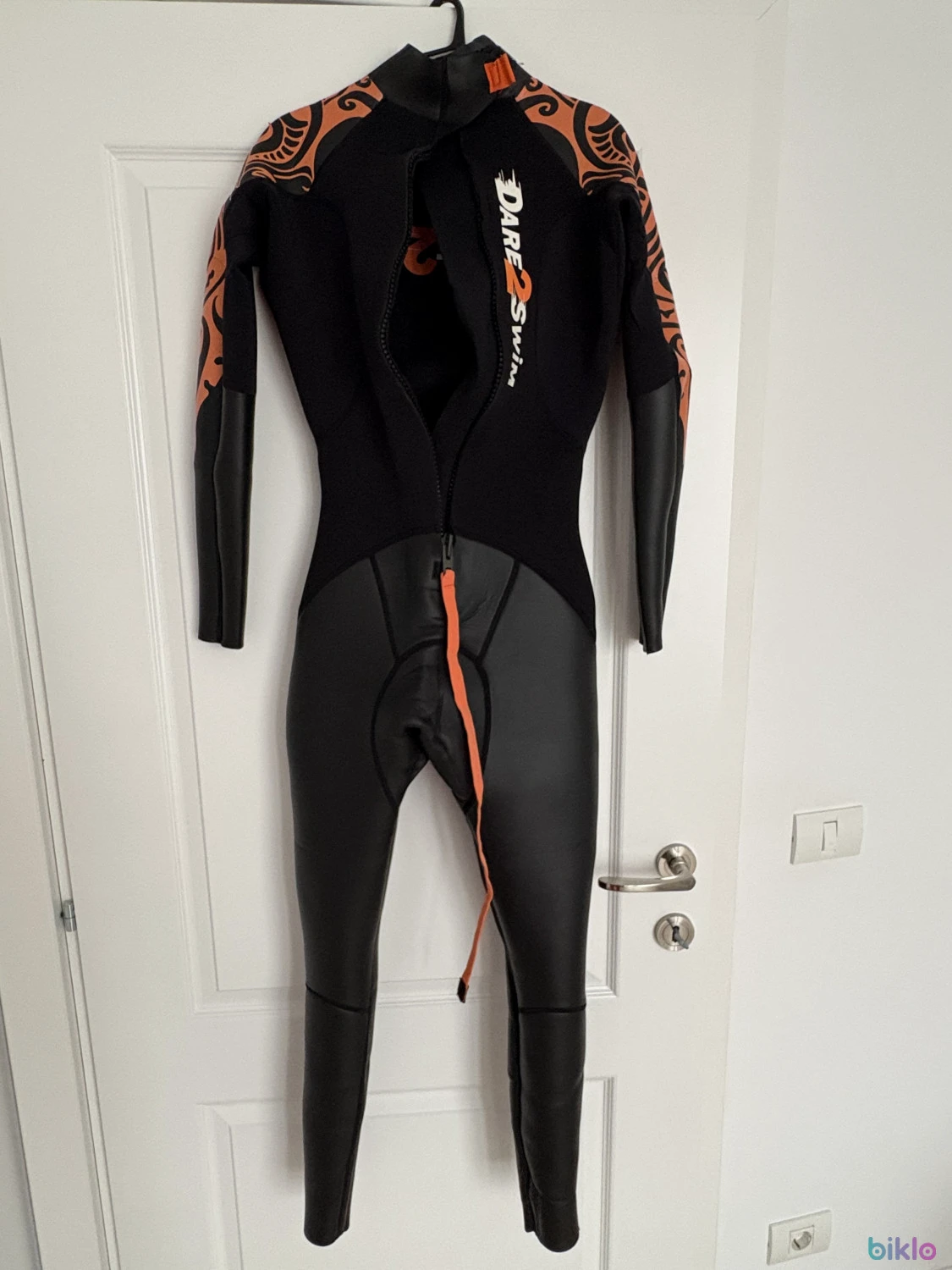 3. Costum neopren/wetsuit triatlon