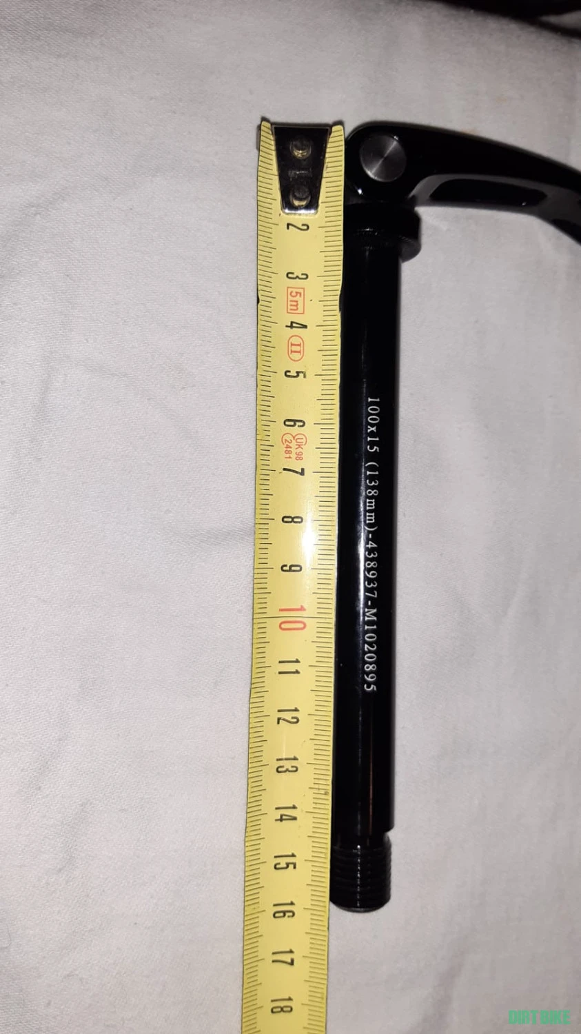 1. Vând ax 15 mm