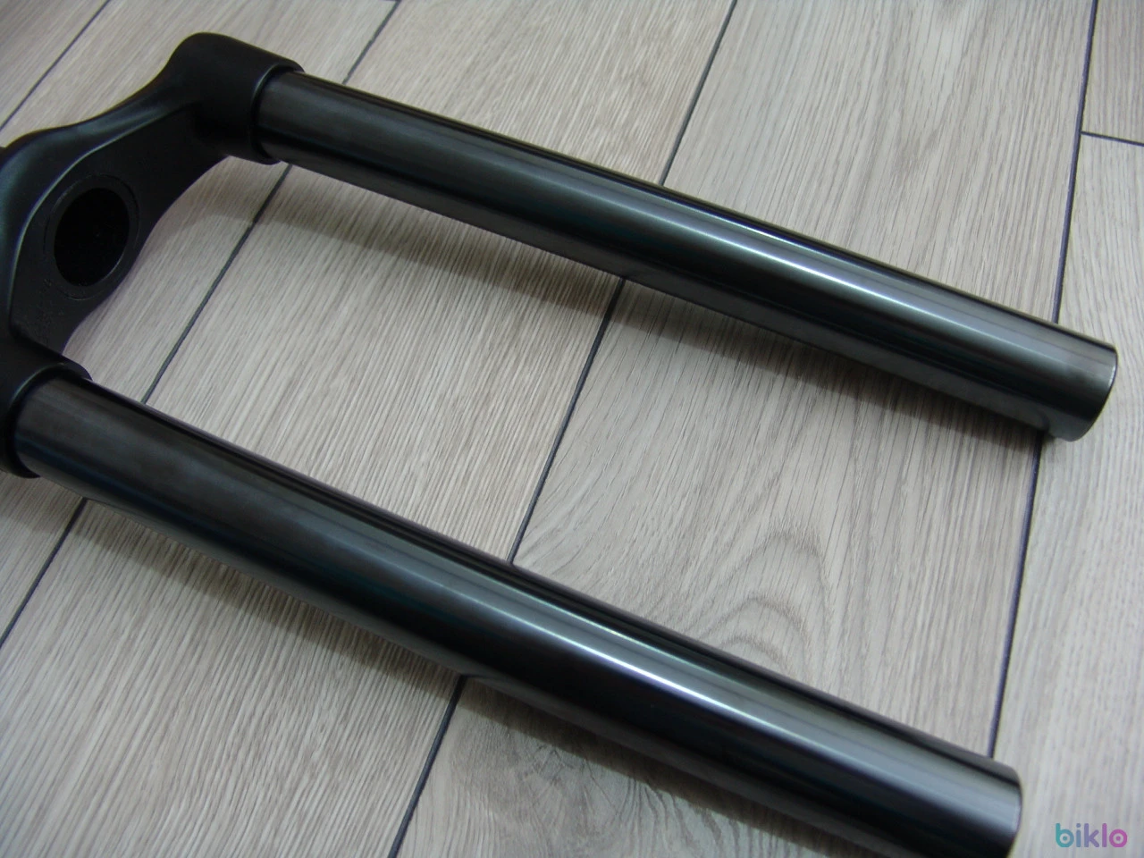 5. Piese furci RockShox 35 silver