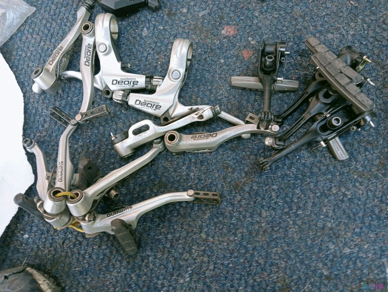 8. Maneta combo Shimano Deore schimbator 9 viteze si frana V - breake