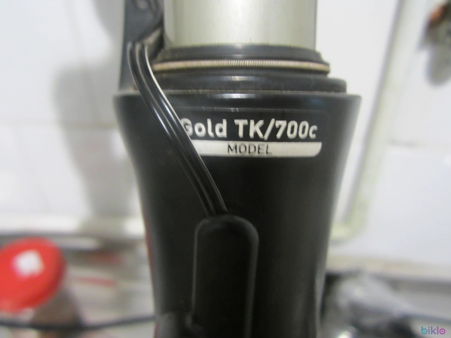 6. Furca pe aer rock shox paragon pt roata 28 cu far