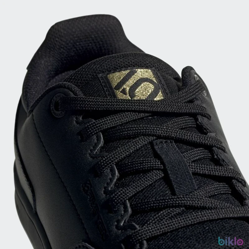 9. NOU! Pantofi Five Ten 5.10 District Clipless - SPD